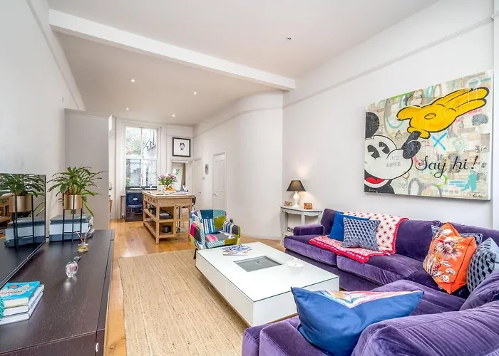Niru Experience Stunning Duplex Apt