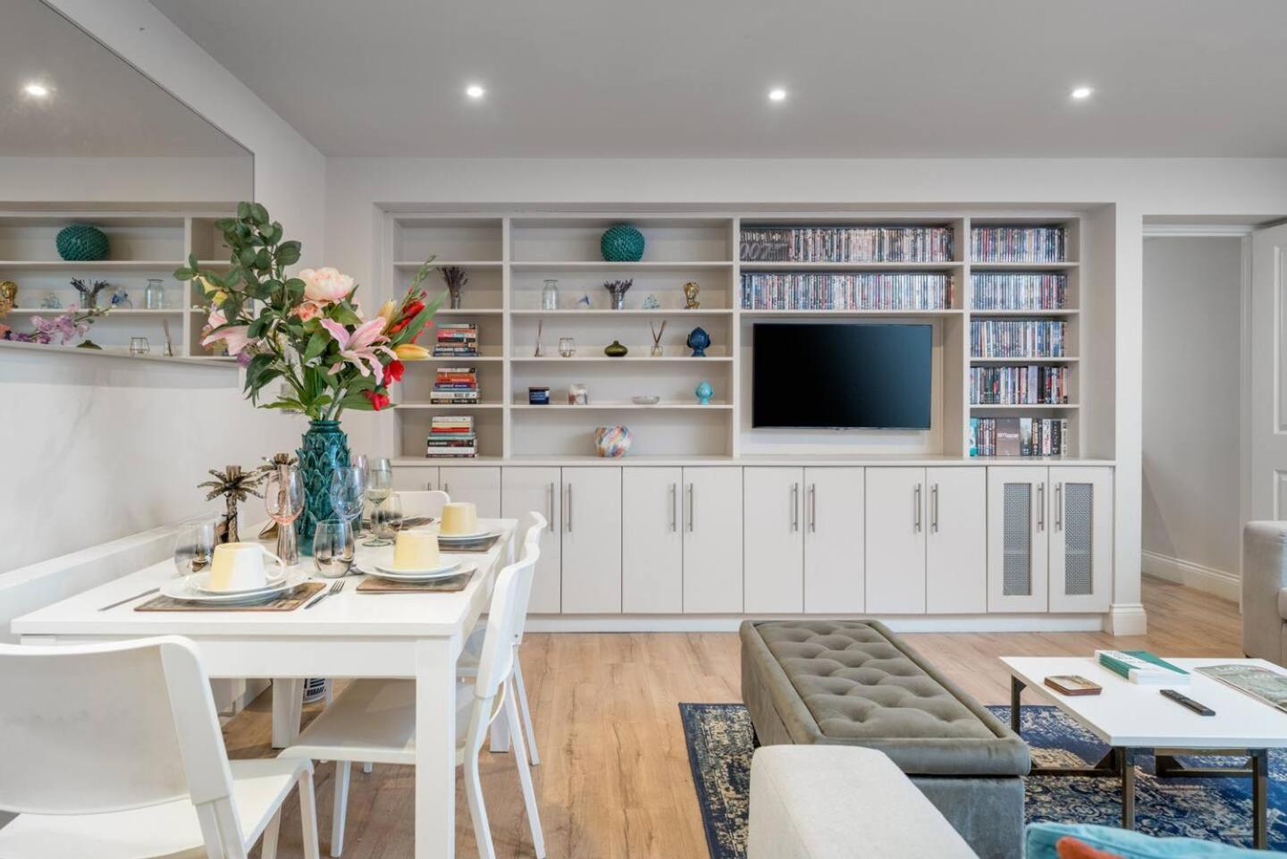 Niru Experience Stunning Duplex * Londra
