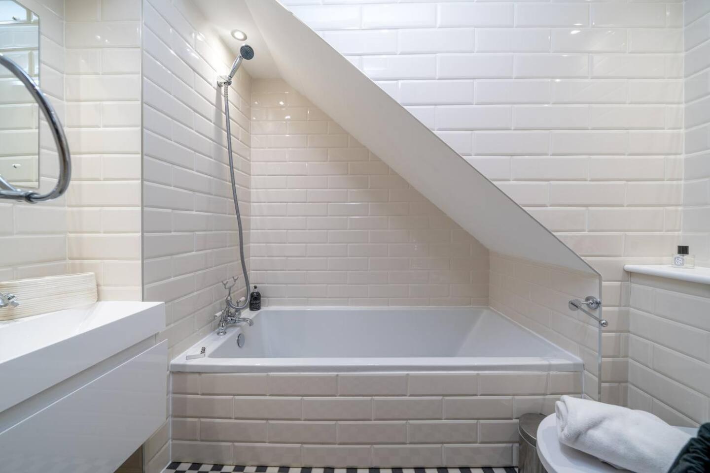 Appartamento Niru Experience Stunning Duplex Londra